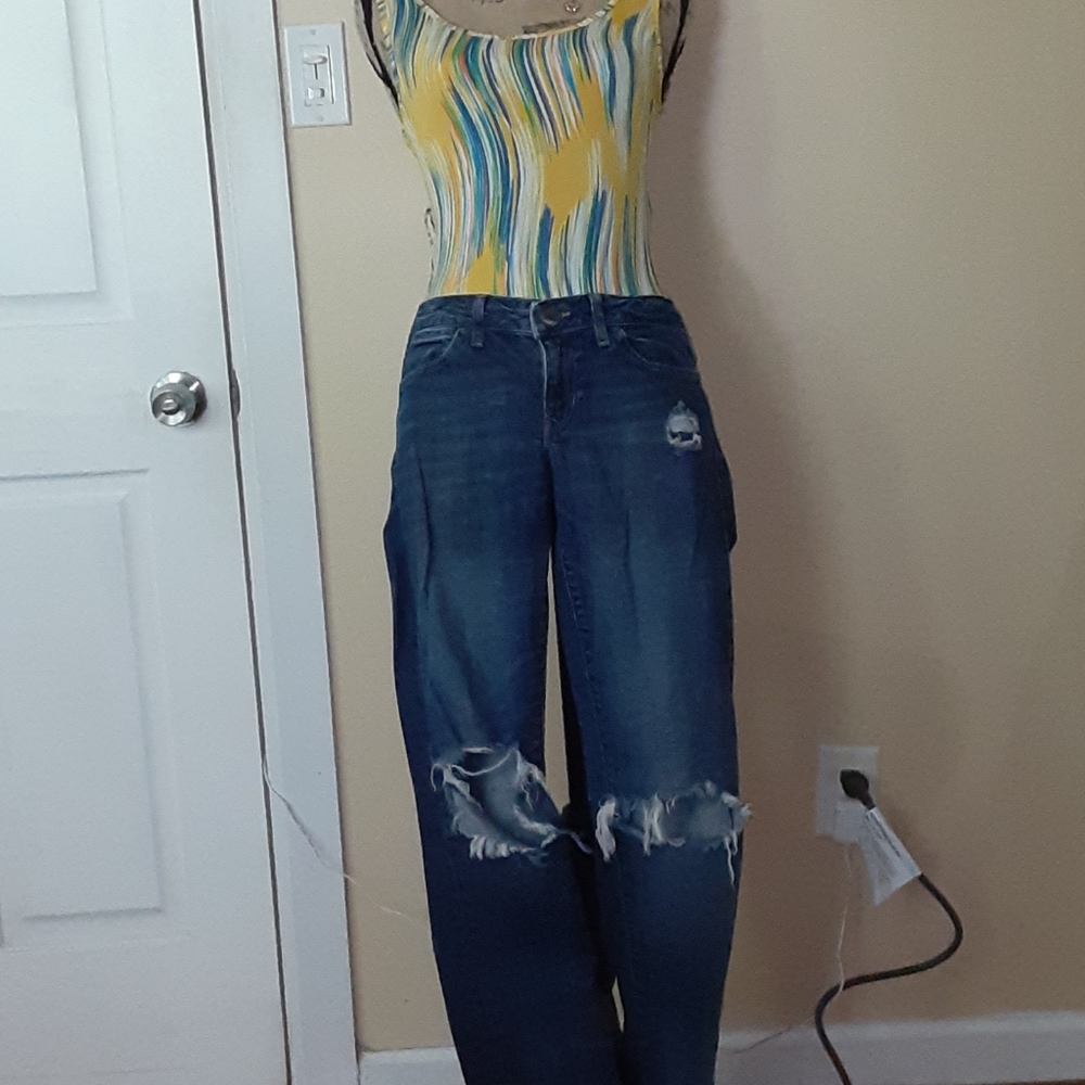 Womens gap distressed Jean's